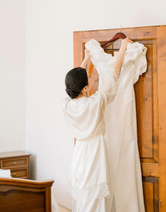 Buying a Wedding Dress Online Isn’t Scary Anymore
