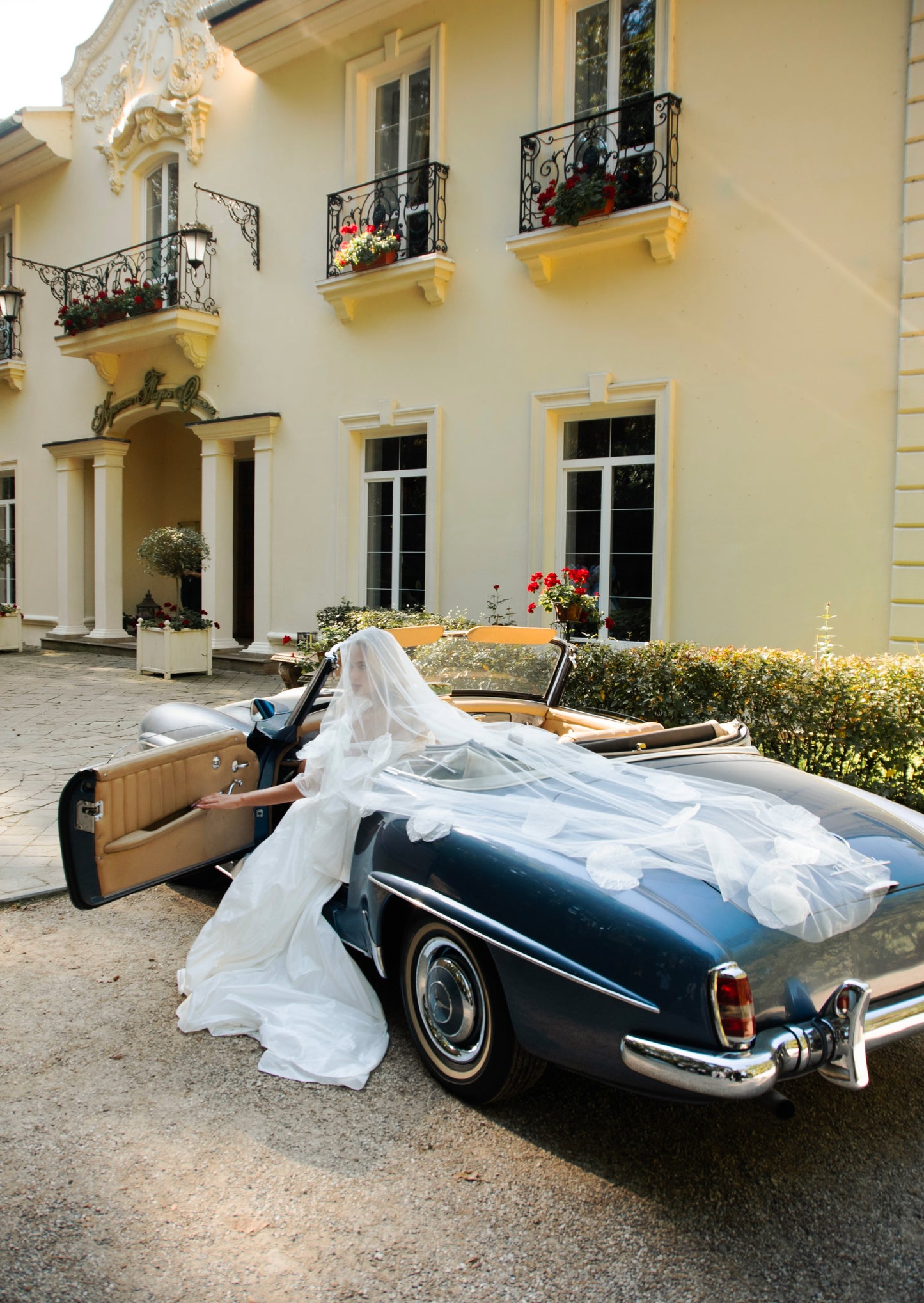 Blatt-Detail elfenbeinfarbener Schleier